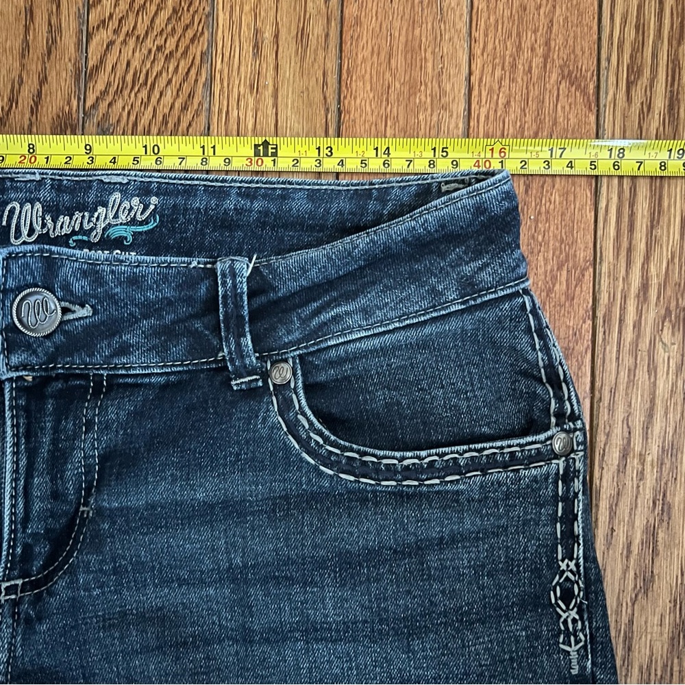 Wrangler size 5x30 bootcut jeans